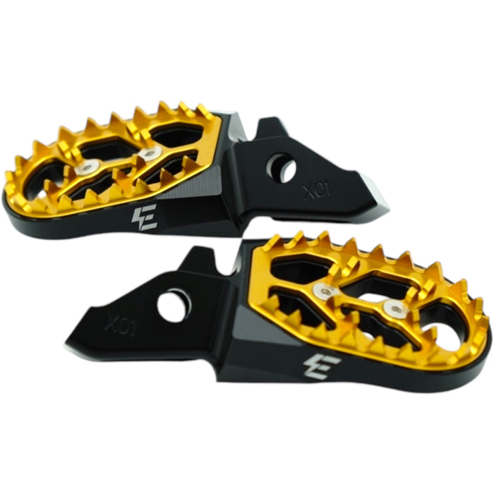 Schwarz and gold MX Fußrasten