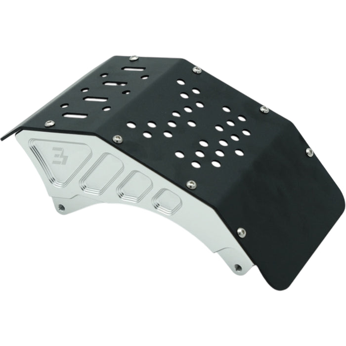 	Detailansicht: 7075 Aluminium-Platte des BashGuards von unten