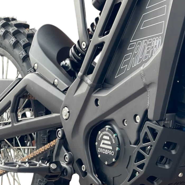 Linke Seitenansicht des Motors der E-Ride Pro SR L1E
